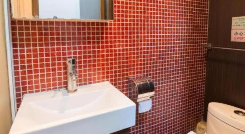 Metroplace Olympic Hotel 3*